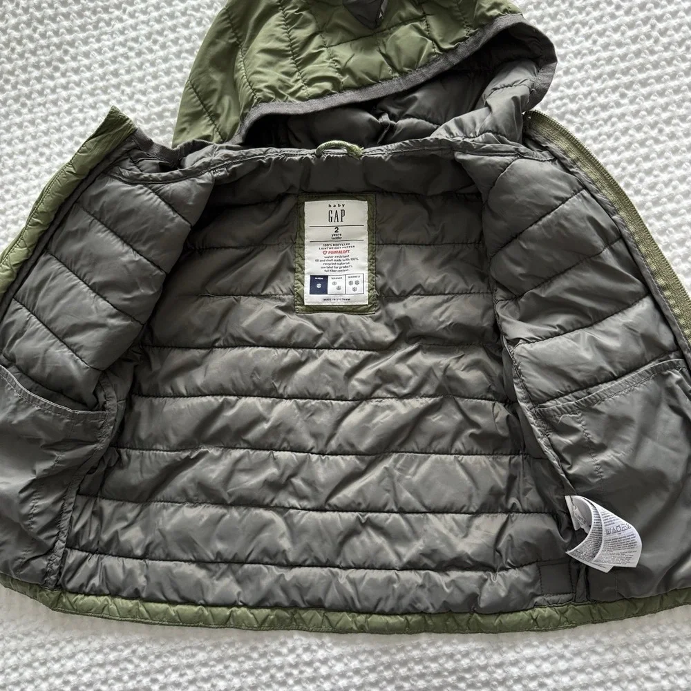Gap Dinosaur Puffer Jacket Baby Size 2T Green Outdoors Hiking Camping Winter